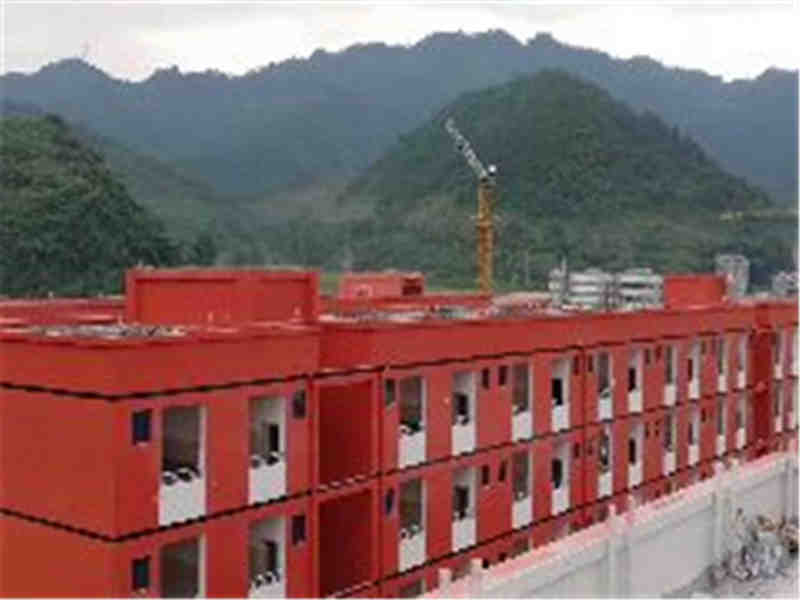 廣東茂名茂南區學校太陽能配空氣能熱水工程